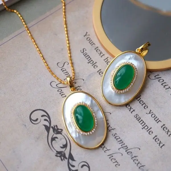 Royal Green Onyx MOP Κολιέ με οβάλ μενταγιόν - Πράσινο